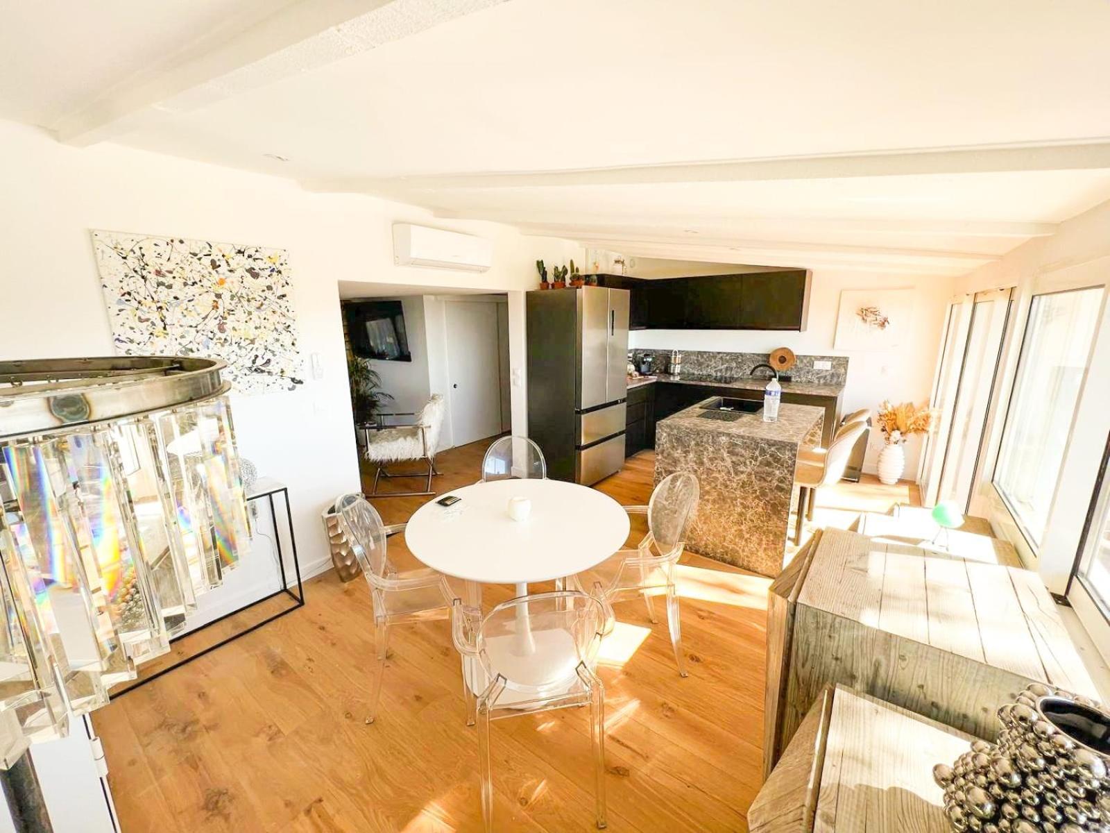 Camping Chalet, Oasis Et Vue Mer,proxi Circuit Paul Ricard *