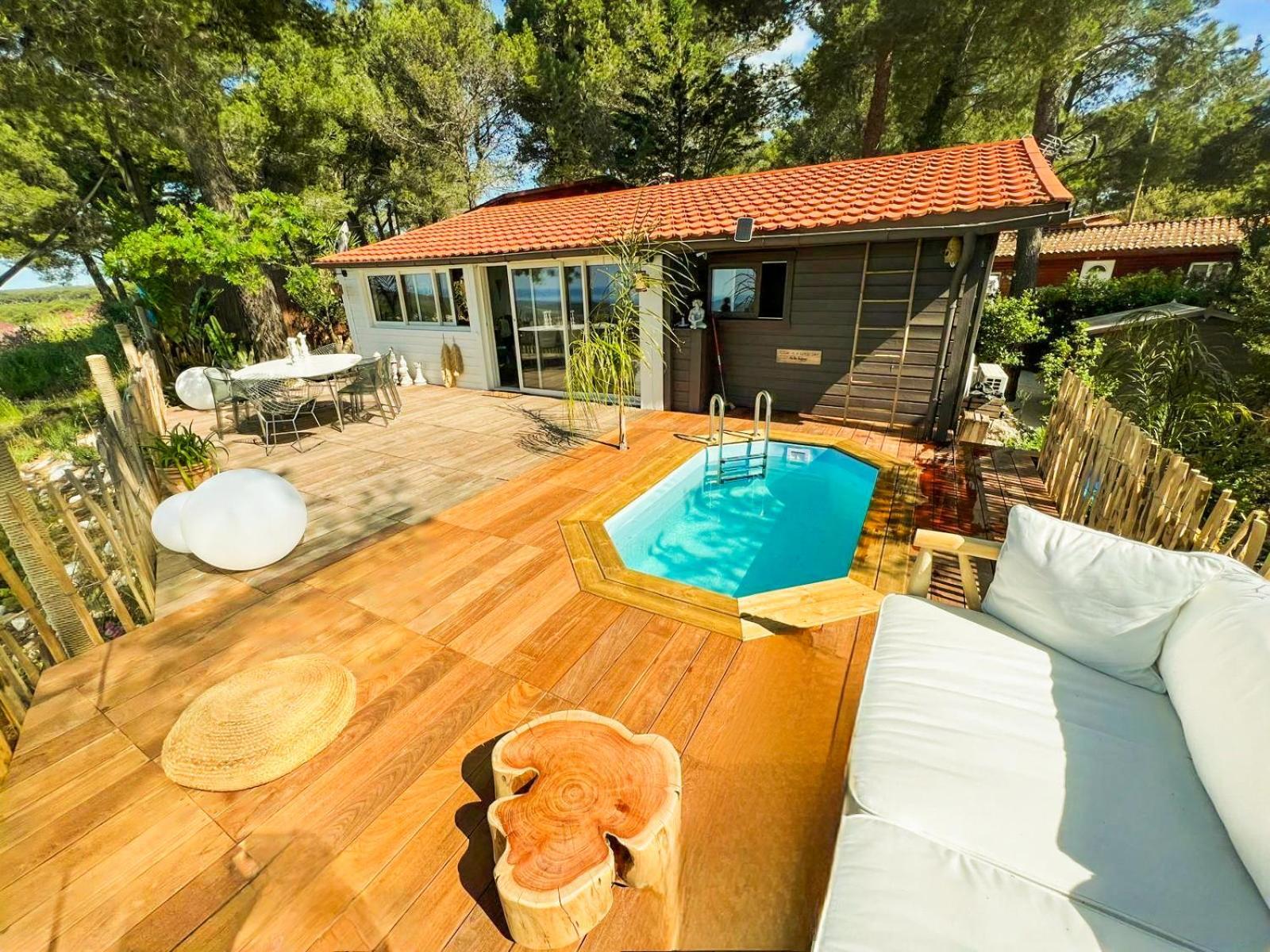Chalet, Oasis Et Vue Mer,proxi Circuit Paul Ricard Campingplatz Le Castellet (Var)